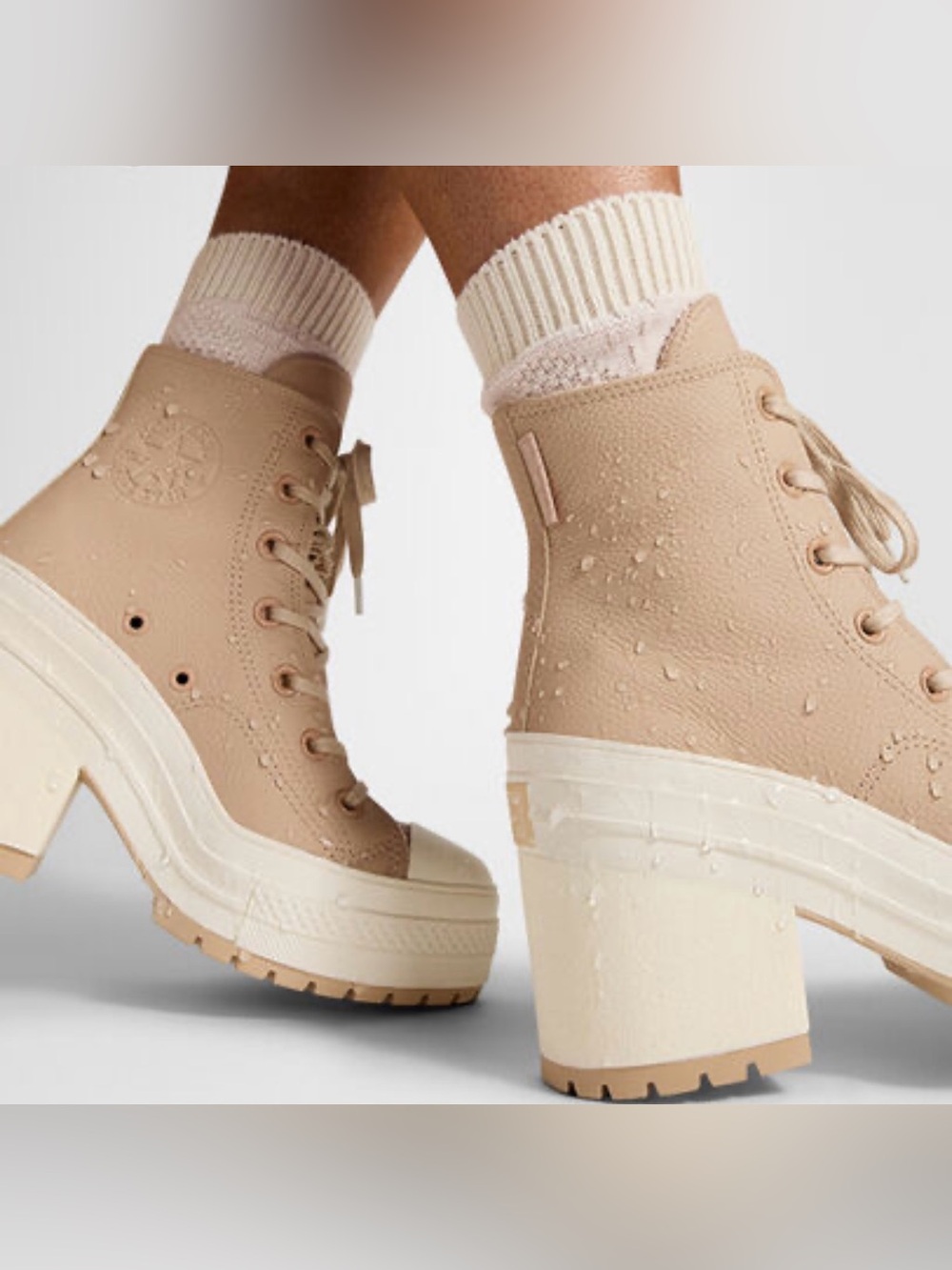 Converse Chuck 70 De Luxe Heel Platform
Weatherized Leather NWOB